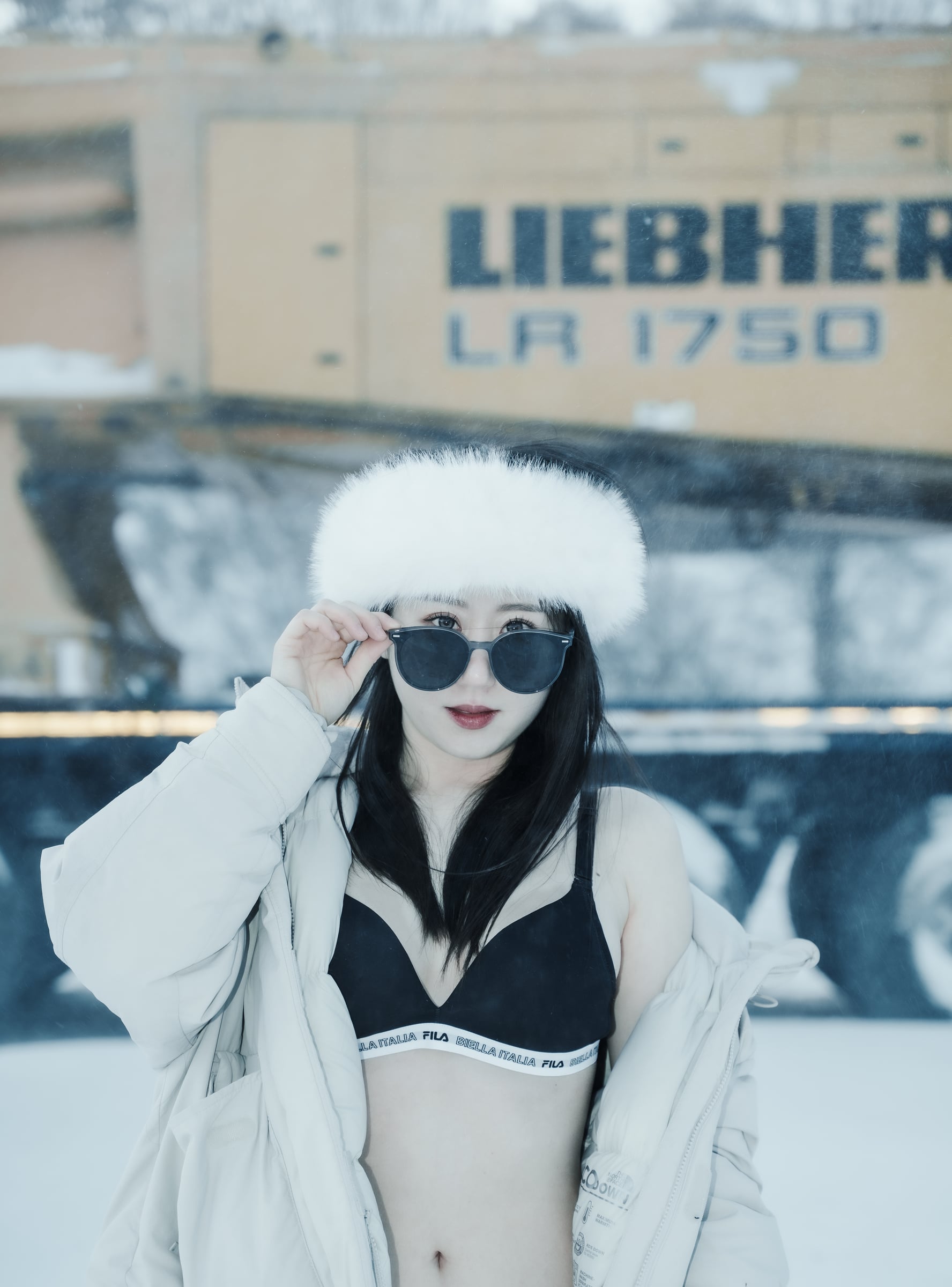 BODY PROFILE frame 3